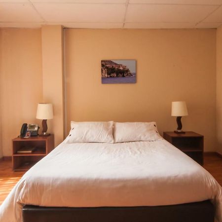 Sausalito Hostel 포펜 외부 사진
